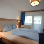 Haus Romana *