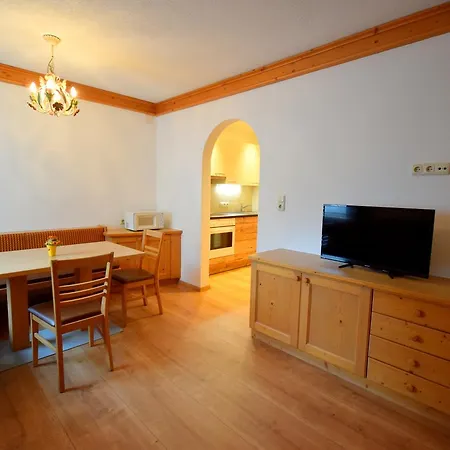 Haus Romana *