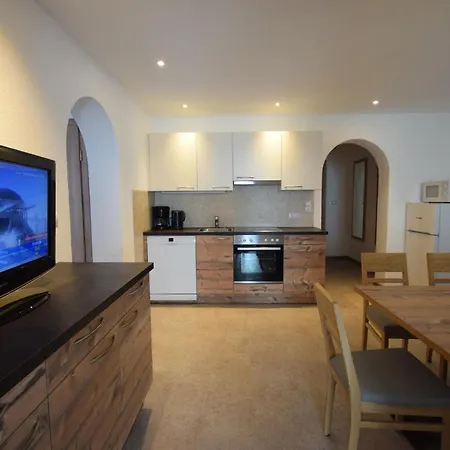 Apartament Haus Romana *